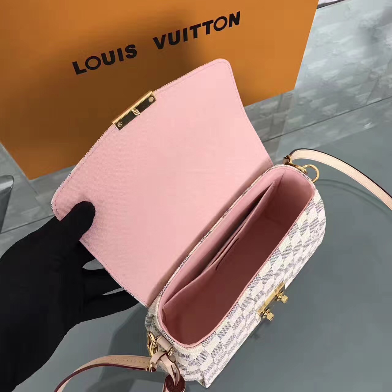 LV Louis Vuitton shoulder damier small handbags [LV365] - $302.00 : Luxury Shop