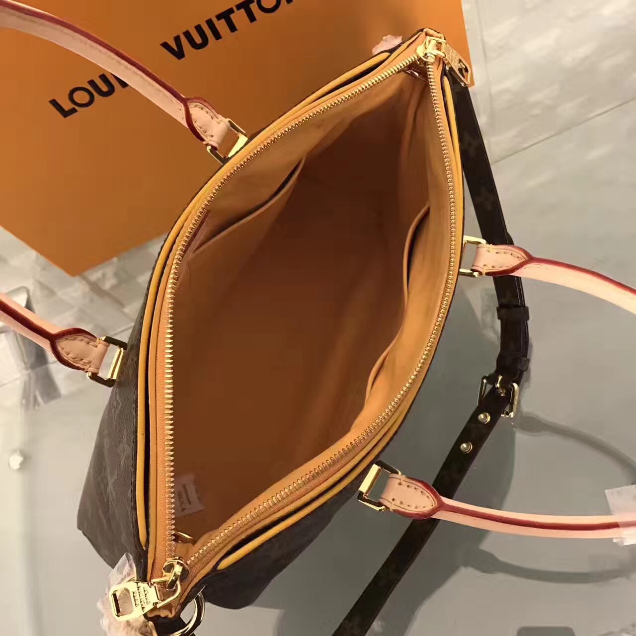 LV Louis Vuitton yellow monogram shoulder inside handbags [LV371] - $402.00 : Luxury Shop