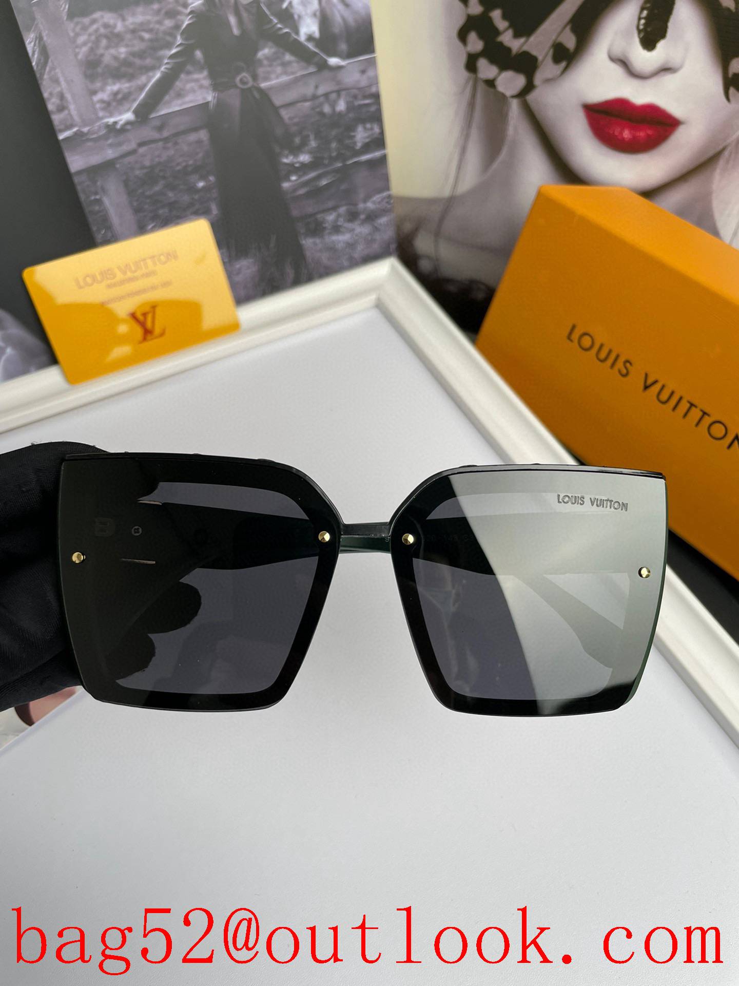 Louis Vuitton LV Women's Polarized Sunglasses